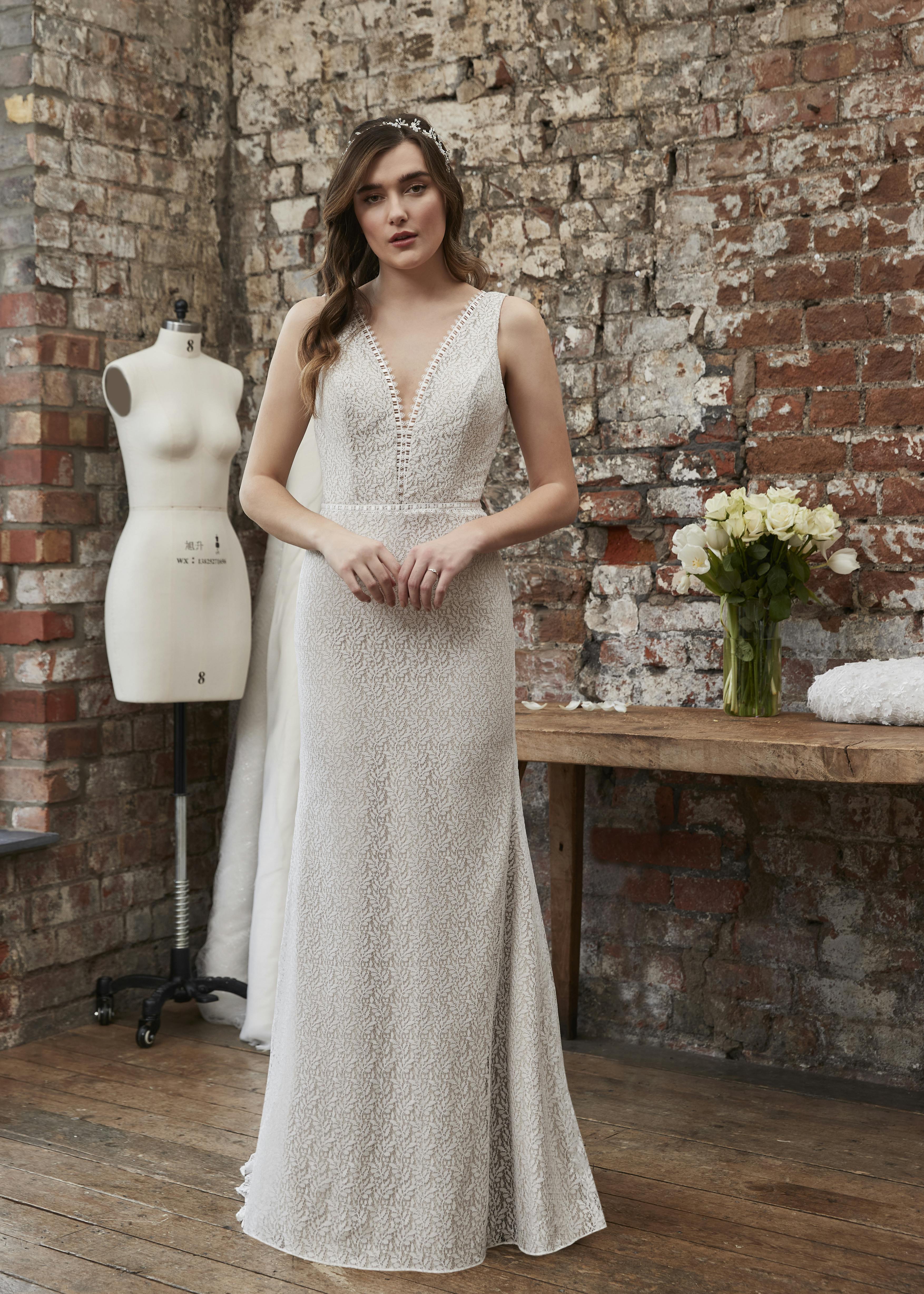 Wedding dress: Eira